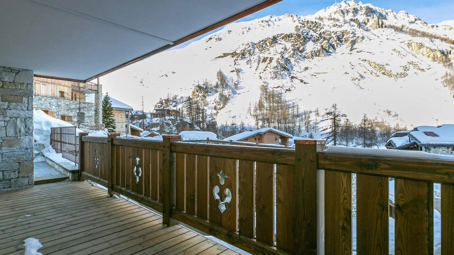 Luxueux Appartement Avec Piscine, Wifi Et Parking A Val-D'Isere - Fr-1-694-102
